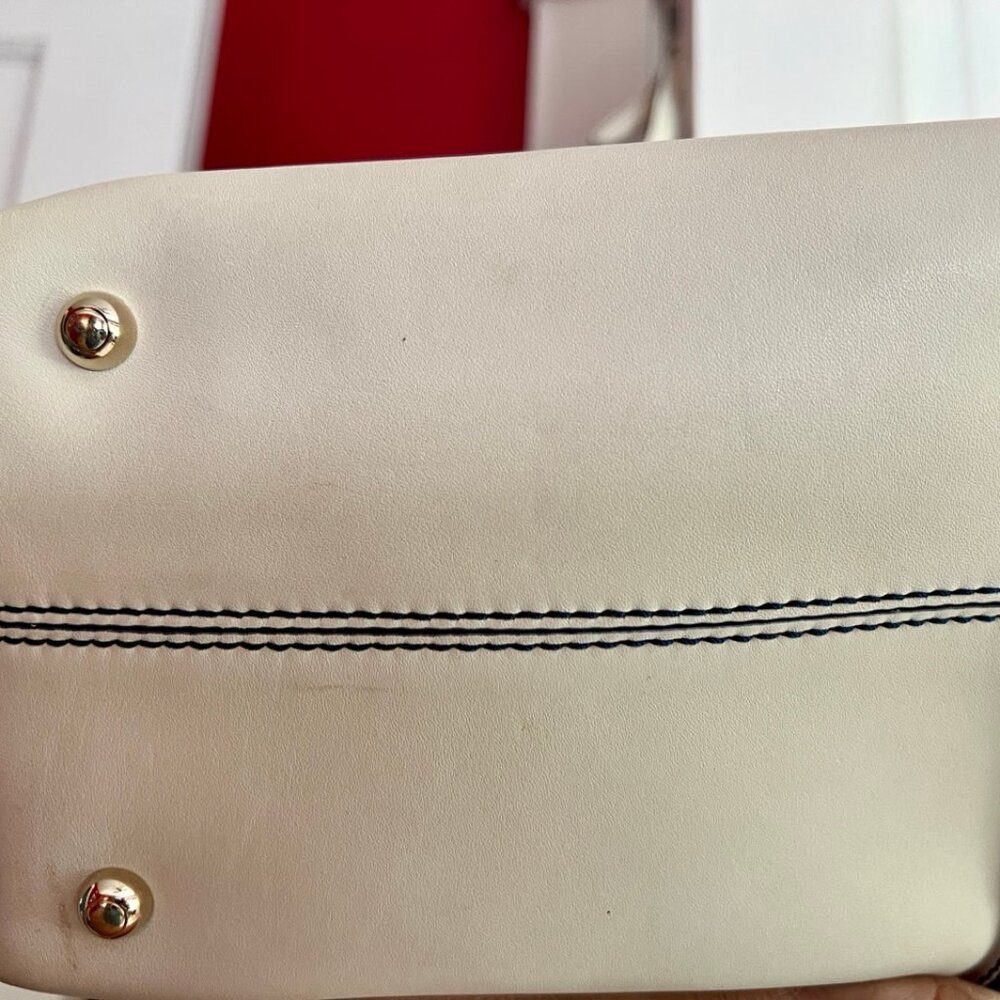 AUTHENTIC Italian Designer Tod's 'D Bag' Shoulder Bag - Picture 10 of 15